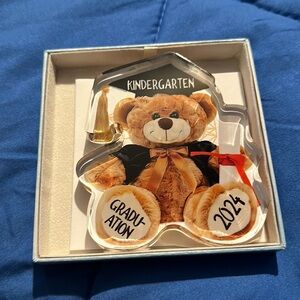 Graduation 👩‍🎓 Kindergarten paper weights